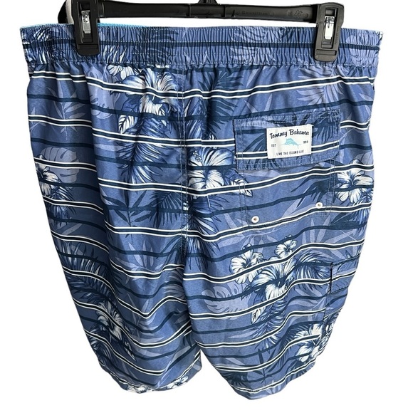 Tommy Bahama Swim Shorts with lining. LG - Picture 4 of 7